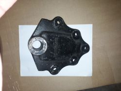 Кронштейн передней рессоры задний Ford Cargo / Форд Карго 92CT5335BA